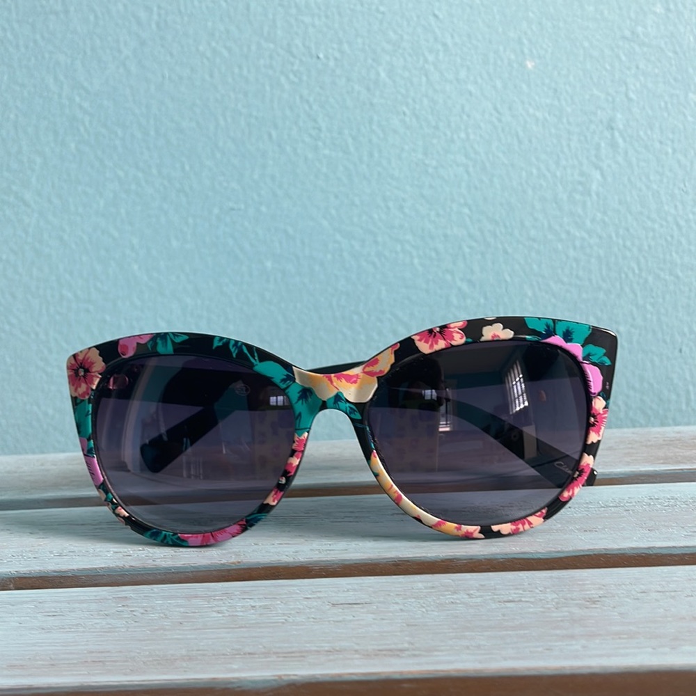 Floral print frames - Picture 2 of 11